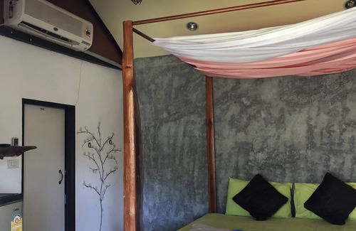 Wang Nam Khiao Hotel | Klong Sai Hills Resort