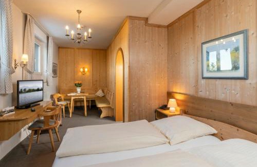 Siegsdorf House | Klostergasthof Maria Eck
