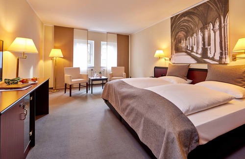 Hillesheim Hotel | Klosterhotel Eifel