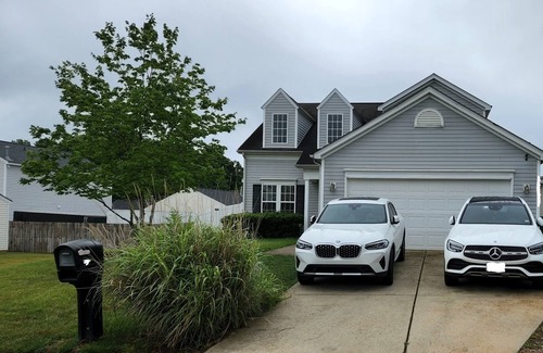 Oakdale House | Knight's Vacation Property Charlotte, NC