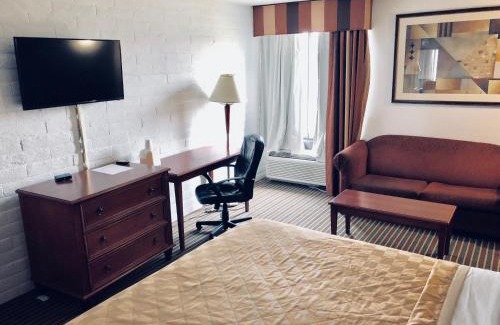 Murlin Heights Hotel | Knights Inn Dayton by Miller Lane