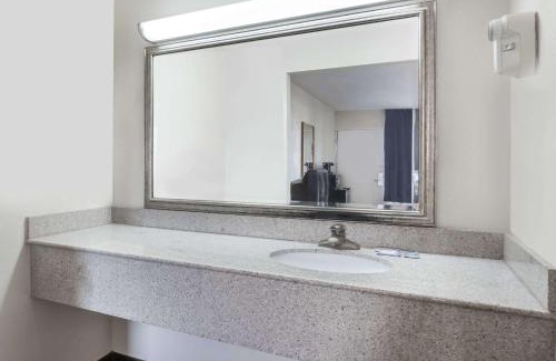 Fredericksburg Hotel | Knights Inn - Fredericksburg