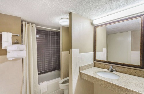 Lebanon Hotel | Knights Inn Lebanon