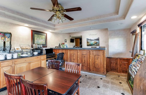 Madera Hotel | Knights Inn Madera