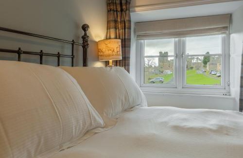 Leyburn House | Knights Rest