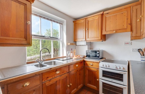 Youlgreave House | Knoll - Three Bedroom House, Sleeps 5