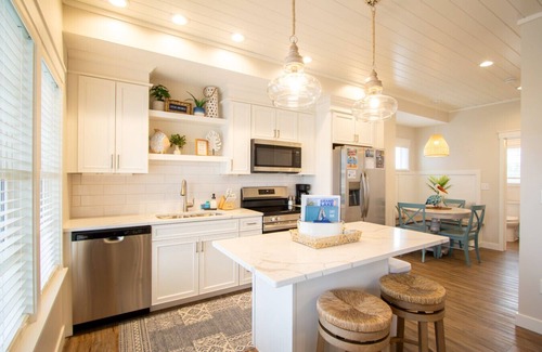 Celina House | Knot-A-Worry: 3 Bed/2 Bath Cottage w/Game Room and Hot Tub!