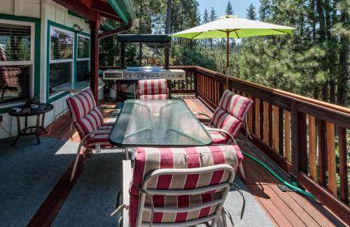 Bass Lake House | Knott Lakeview