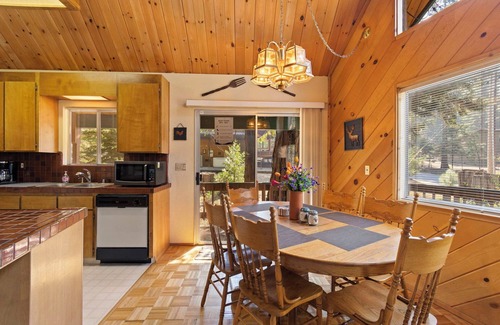 Arnold Ski Chalet | Knotty Pine Chalet - A-Frame, Pets ok, Game Room w/PoolTable, Fooball, Arcade