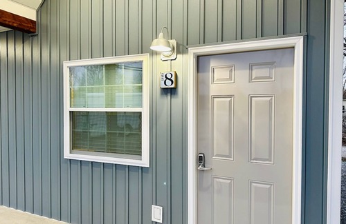Mountain View Cabin | Knotty Squirrel Unit 8 Standard King Suite