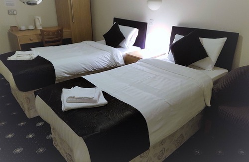 Knowesgate Hotel | knowesgate hotel twin room