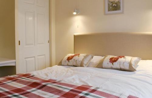 Bicton House | Knowle Cottage