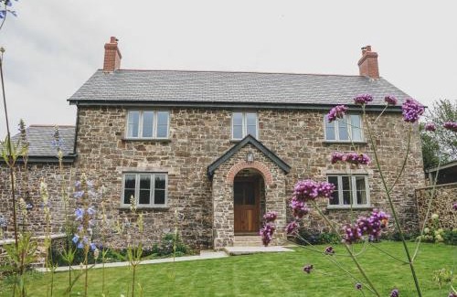 East Portlemouth House | Knowle House