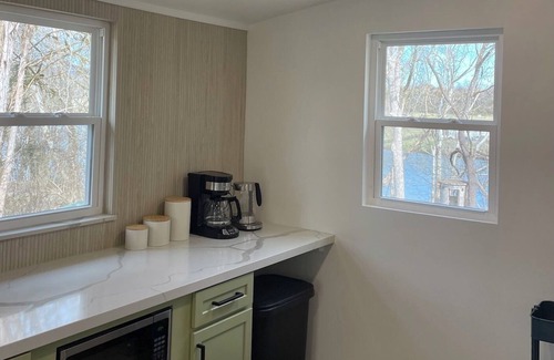 Knox County House | Knoxville and Smoky Mtn Riverside Retreat on the Holston with a beautiful view