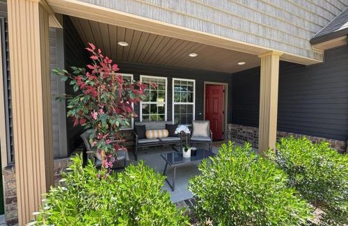 Knoxville House | Knoxville Hills Family Getaway Near University of Tennesee