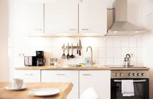Altstadt Apartment | ★ Ko-Living IX at the Opera | Right in the center | Free WiFi | Up to 4 people ★