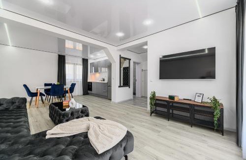 Brasov Apartment | KOA - Street
