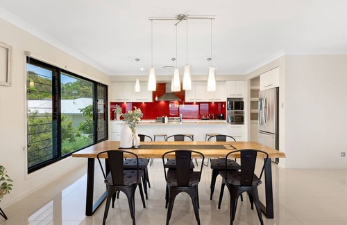 Pottsville House | Koala Vista with Panoramic Views & Pool