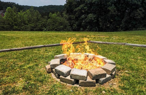 Kodak Cabin | Kodak - Five Minutes To Buccees - 3 Bedrooms - Sleeps 8