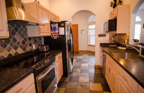 Kodiak House | Kodiak, Alaska Executive Home