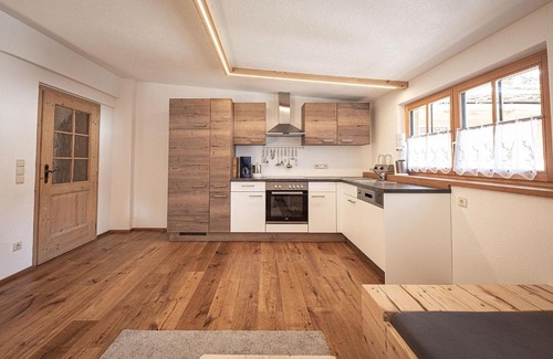 Campo Tures Apartment | Kofler zw den Wänden Apt Edelweiss