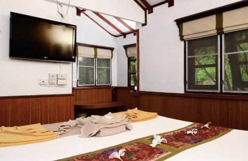 Koh Tao Cottage | Koh Tao Cottage tropical garden A/C with ABF