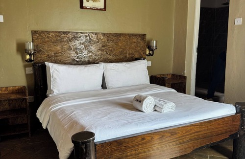 Nairobi Cabin | Koki Lodge