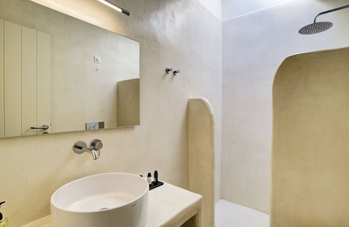 Paros Hotel | Kokoon