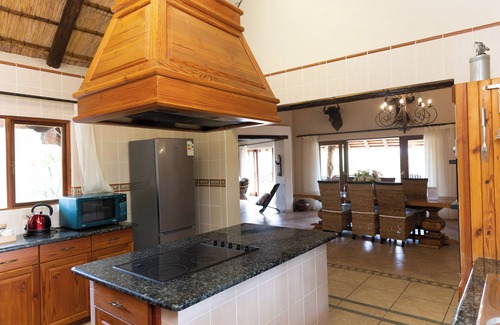 Vaalwater Cabin | Kololo Game Reserve