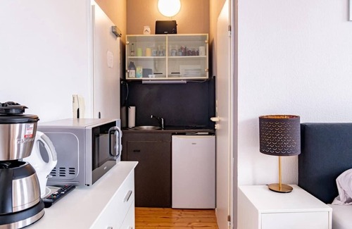 Warnemuende Apartment | Kombüse Summary: Enjo