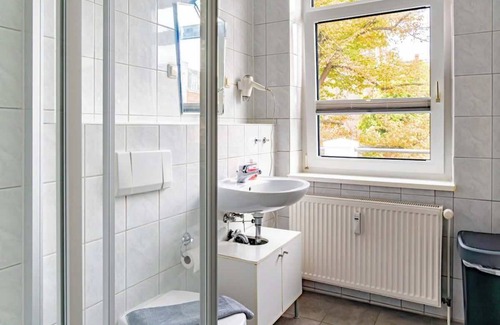 Warnemuende Apartment | Kombüse Summary: Enjo