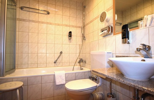 Bad Homburg v.d. Hoehe Hotel | Komfort Hotel am Kurpark