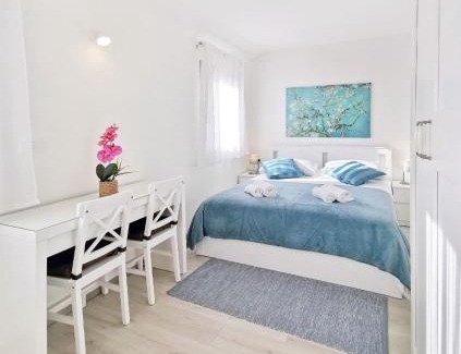 Vardica Apartment | Komfortable Wohnung in ruhigem Dorf