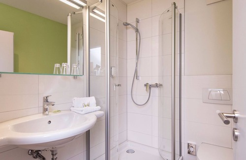 Markgrafenheide House | Komfortzimmer - Hotel - Susewind