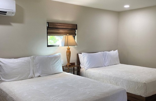 Sanibel Hotel | Kona Kai Motel