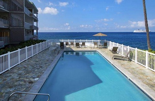 Historic Kailua Village Condo | Kona Shores#130