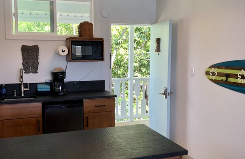 Kailua-Kona Hotel | Kona Tiki Hotel