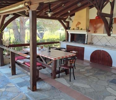 Ormos Panagias House | Konaki Guesthouse