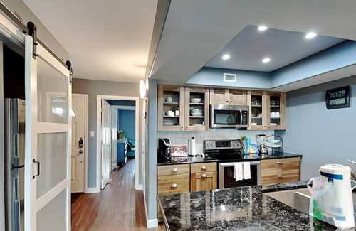 Rockport Condo | Kontiki Bayfront Condo #710 | Bay Views & On-Site Amenities!