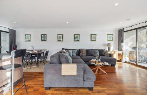 Jindabyne Apartment | Kookaburra & Company