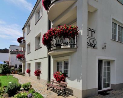 Uniescie Apartment | Koral