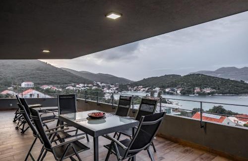 Cove Tri Zala (Zrnovo) Apartment | Korcula Luxury Apartments