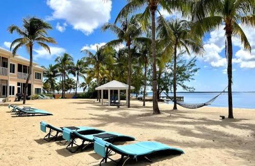 Rum Point House | Korner Kai Condo