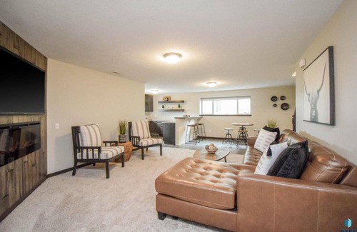 Sioux Falls House | Korys Ranch, 4 BRM, Family Friendly