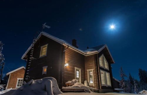 Akaslompolo Ski Chalet | Koskikara