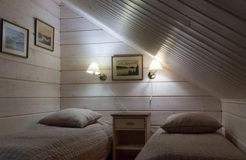Akaslompolo Ski Chalet | Koskikara