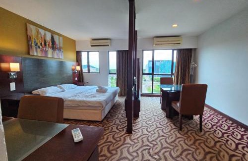 Kota Kinabalu Hotel | Kota Kinabalu City Ensuite at SCSP Ming Garden