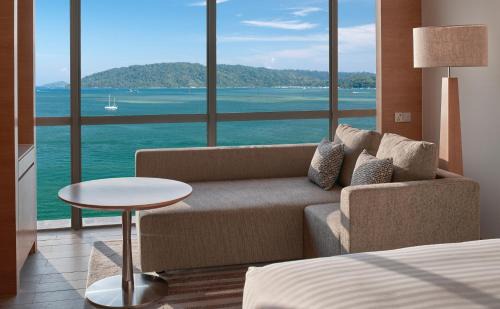 Downtown Kota Kinabalu Hotel | Kota Kinabalu Marriott Hotel