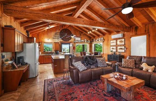 Butler Cabin | Kota Ridge - A peaceful family retreat in the heart of the Blue Ridge Mountains.