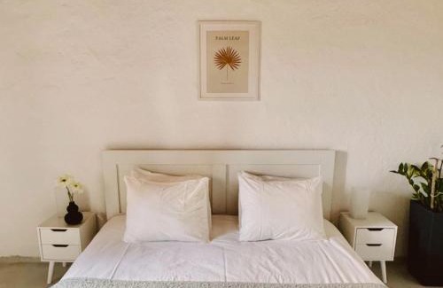 Andros Apartment | Kotseli - Sea View, Pool, Sunsets